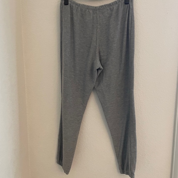 ☀️SALE☀️ CHA SOR Elastic Waist and Ankle Lightweight Sweatpants - Picture 5 of 7